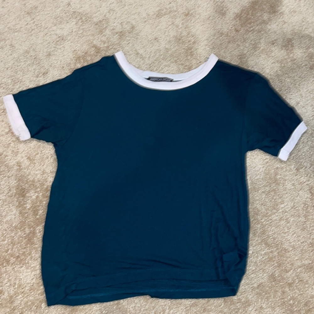 Flowy Emerald Green Tee with White Trim